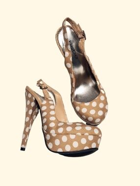 Bebe Kenley Polka Dot Platform Slingback Stiletto Heel Pump Beige/White 7.5 M